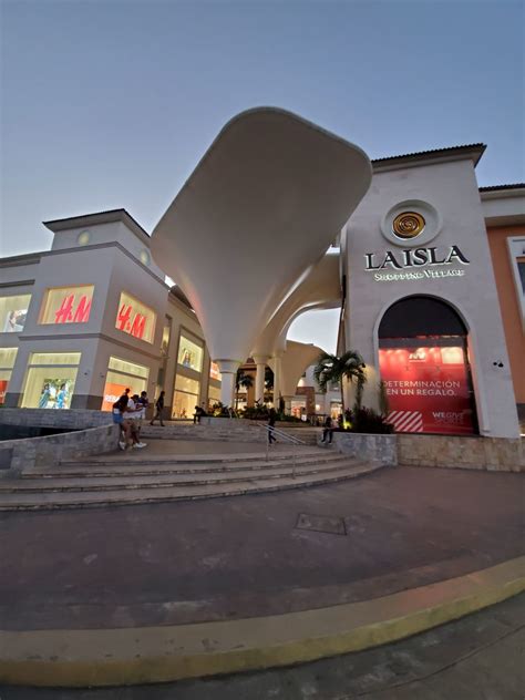 la isla puerto vallarta stores.